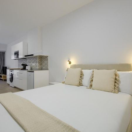 Dobo Madrid Numancia Apartment Екстериор снимка