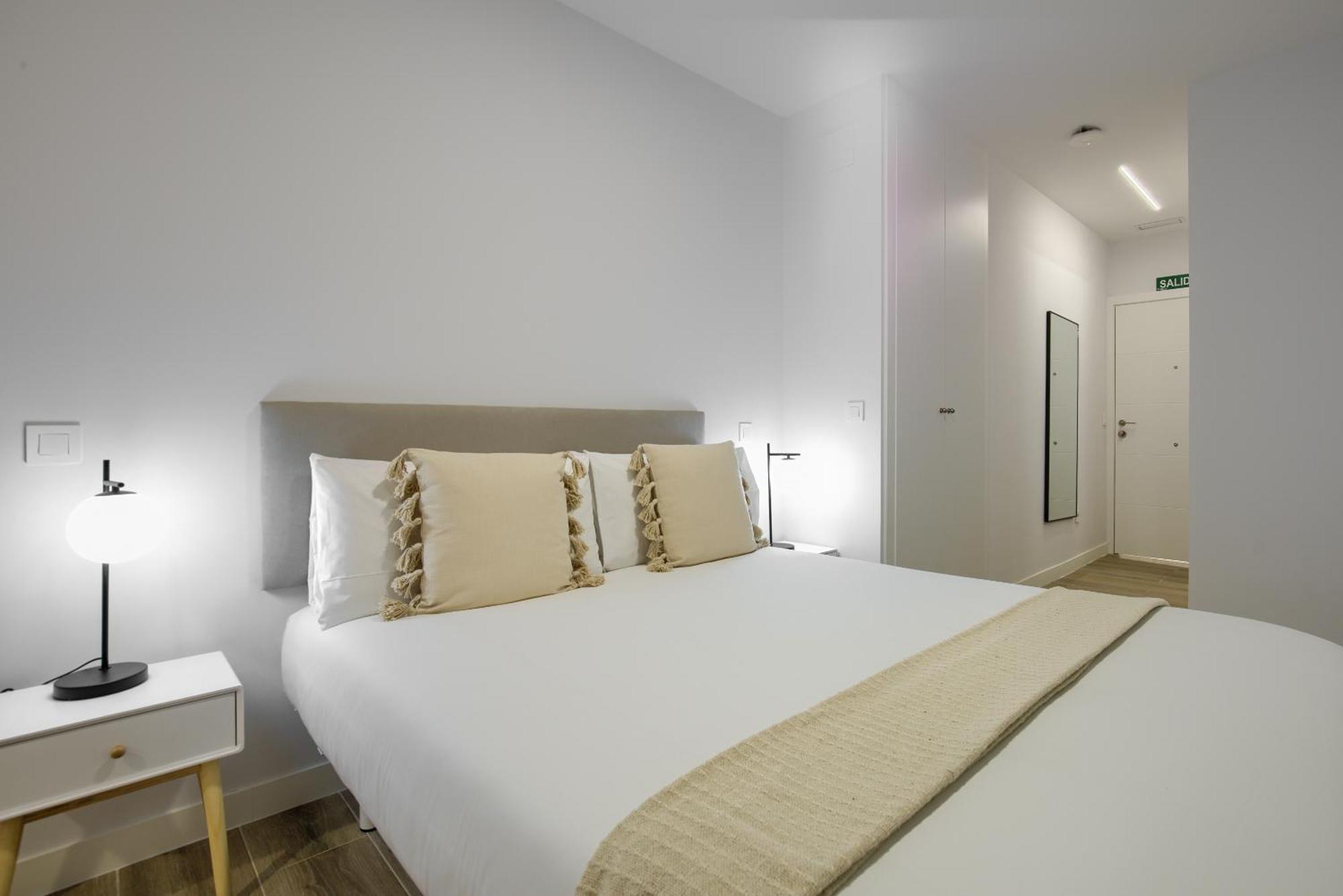 Dobo Madrid Numancia Apartment Екстериор снимка