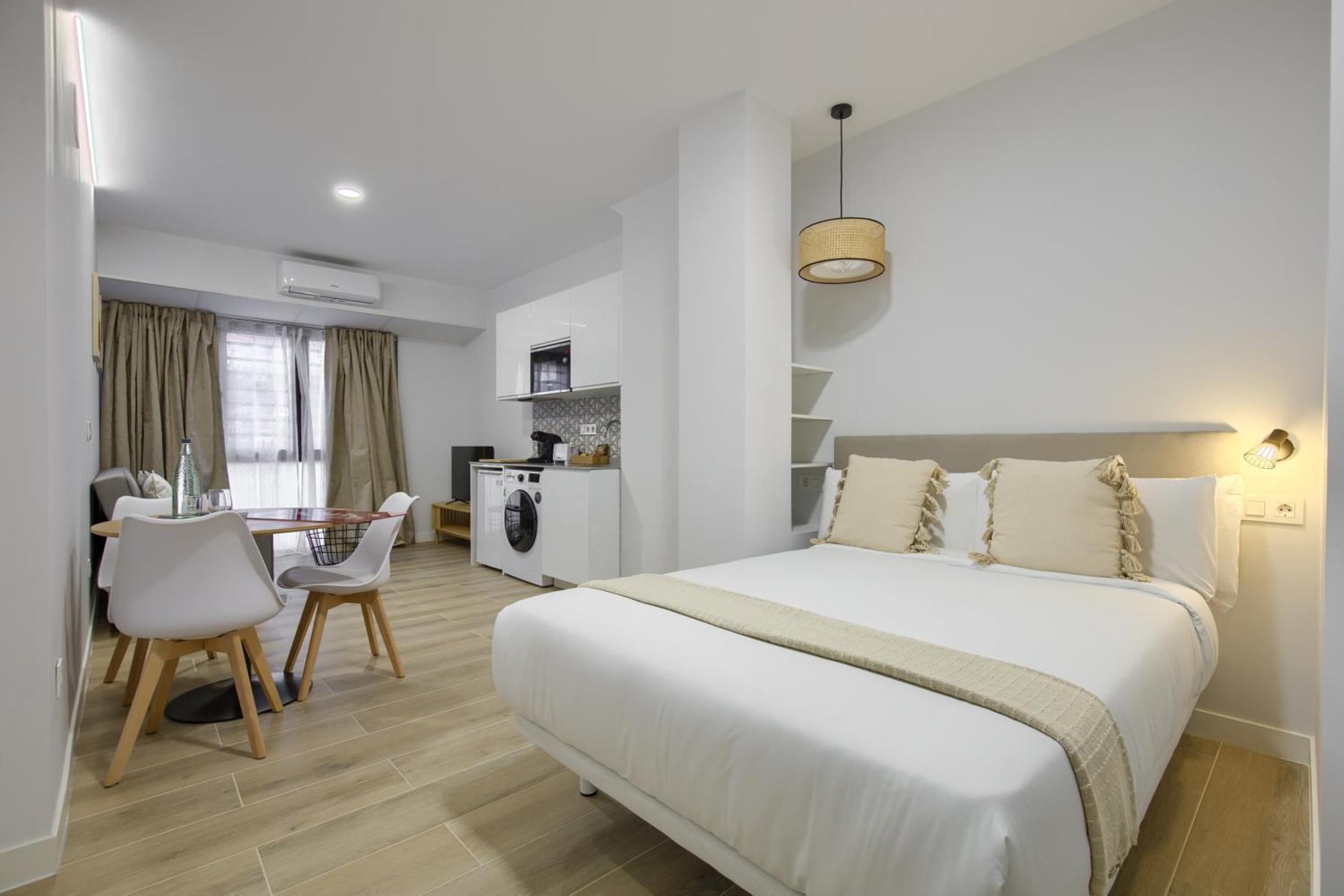 Dobo Madrid Numancia Apartment Екстериор снимка
