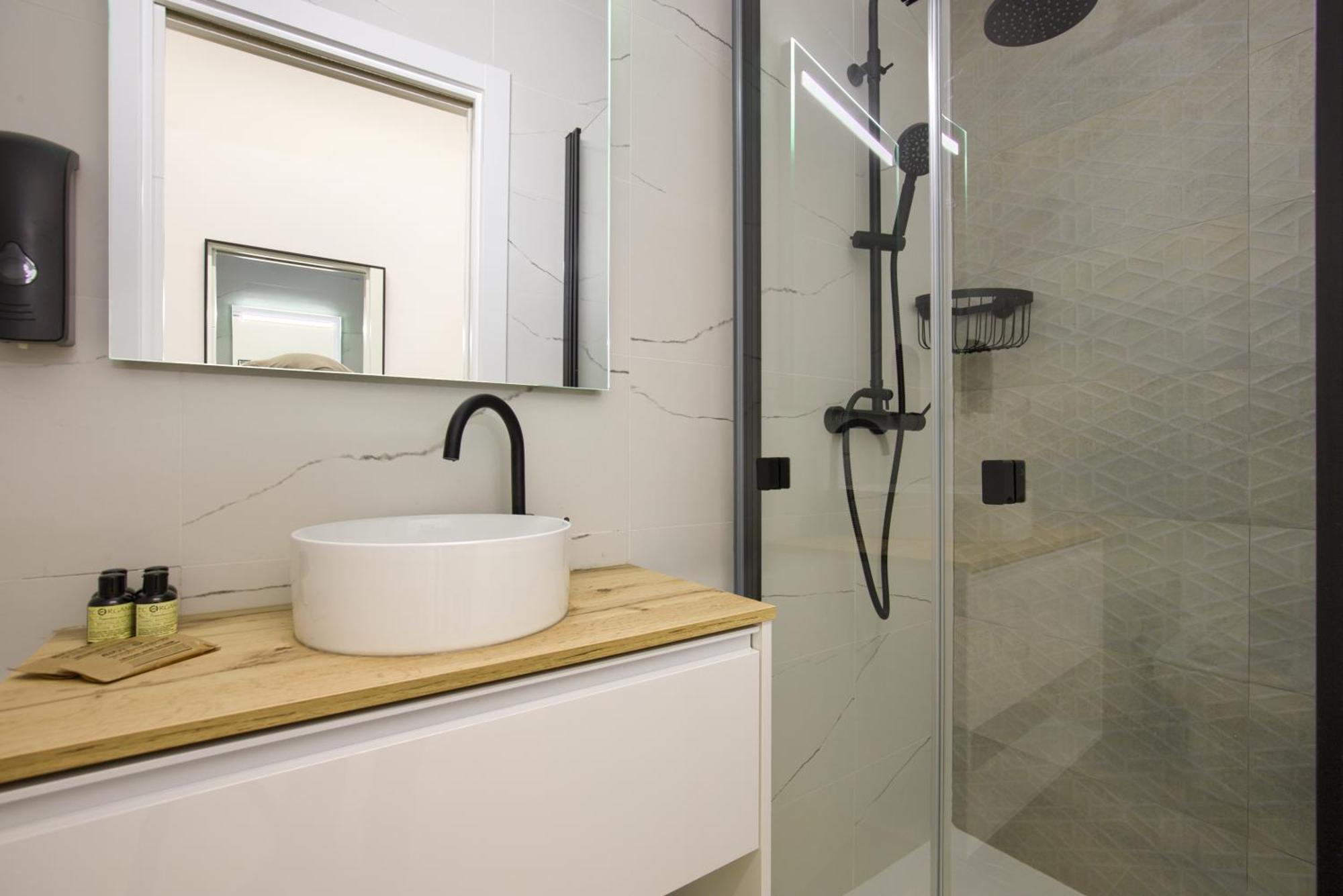 Dobo Madrid Numancia Apartment Екстериор снимка