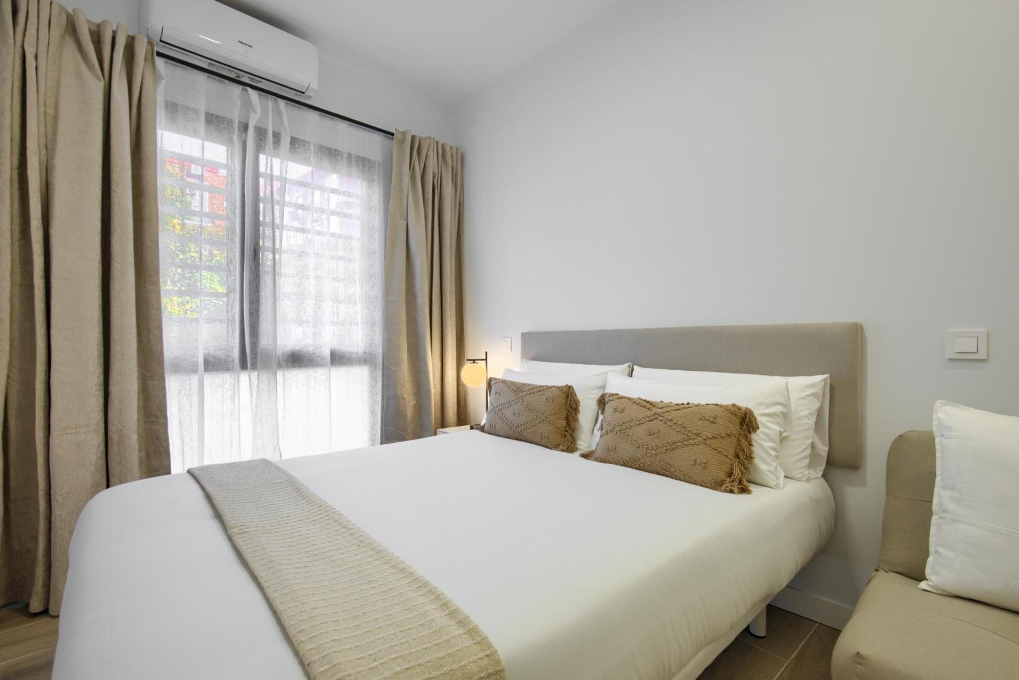 Dobo Madrid Numancia Apartment Екстериор снимка