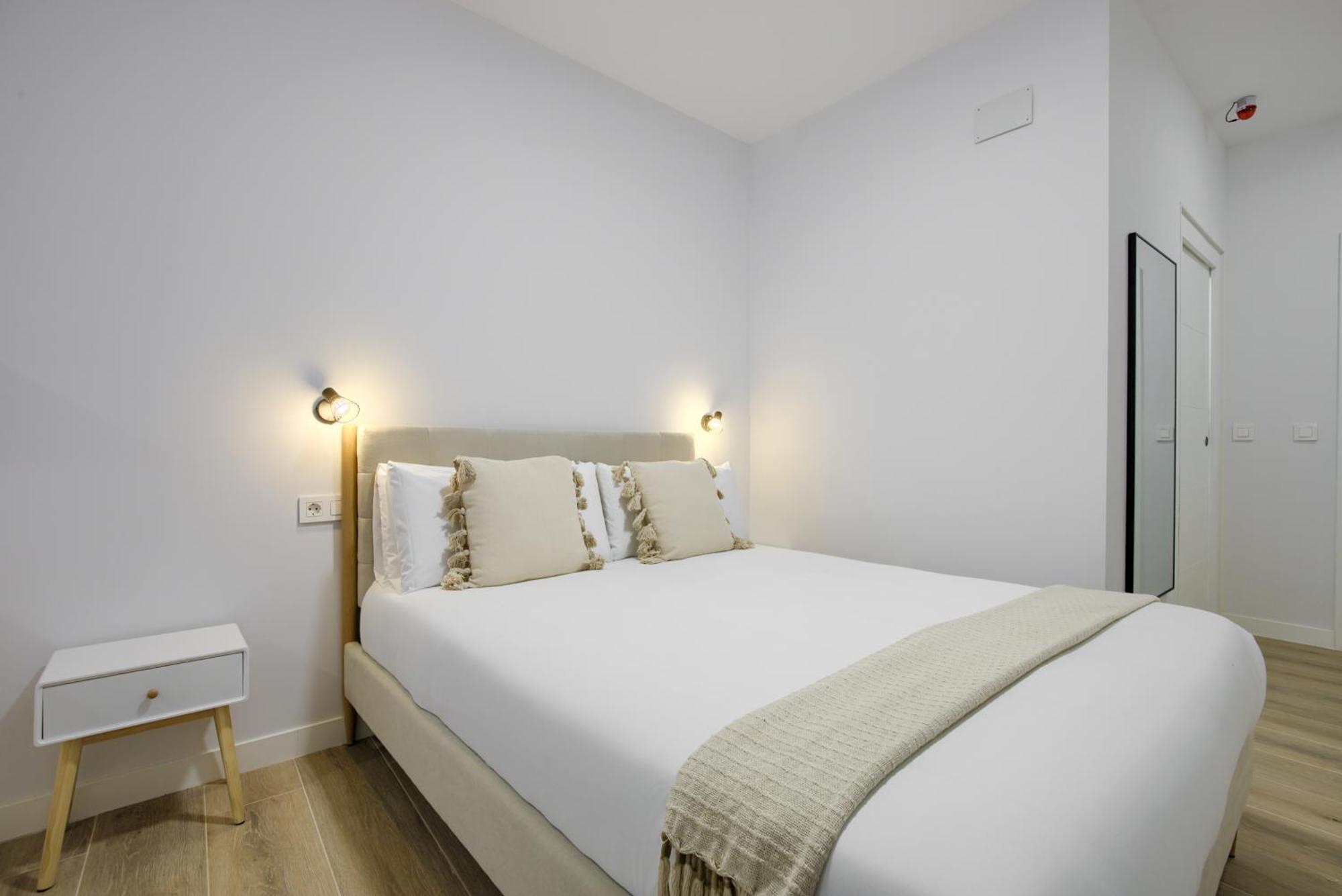 Dobo Madrid Numancia Apartment Екстериор снимка