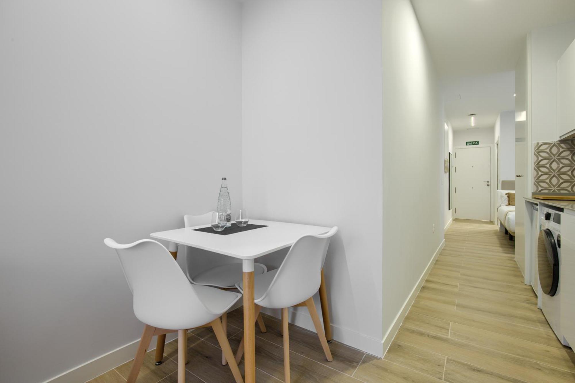 Dobo Madrid Numancia Apartment Екстериор снимка